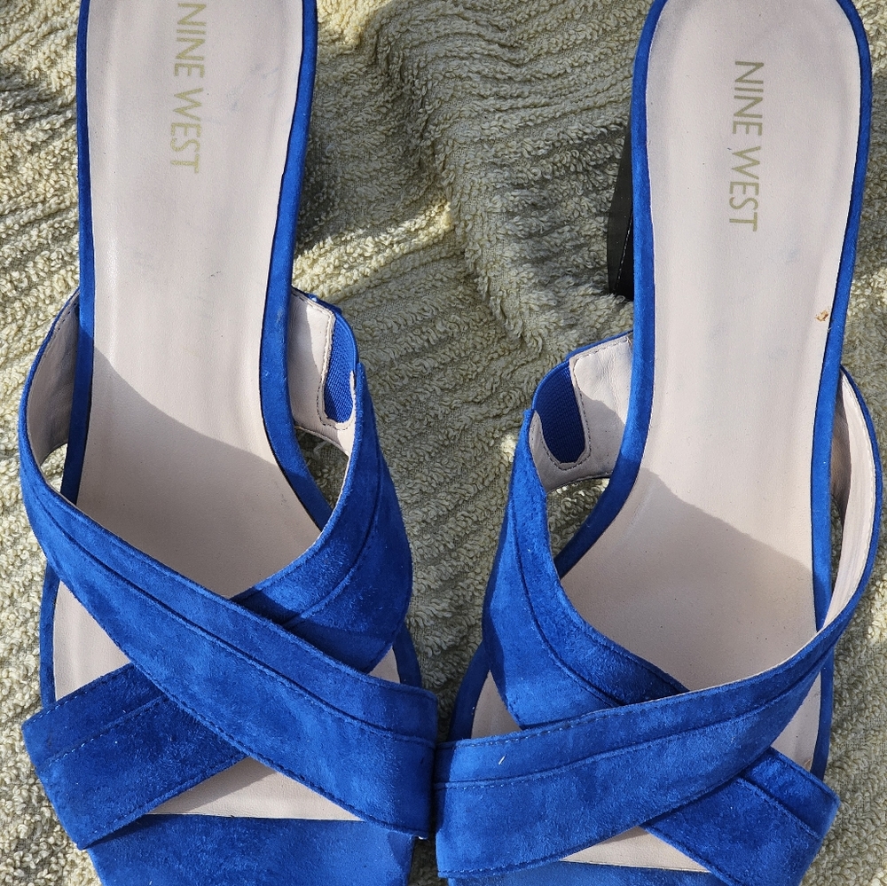 Nine West blue block heel size 12 M sandals